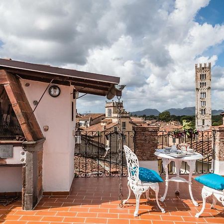 Ferienwohnung Rise And Smile Charming Penthouse Lucca Exterior foto