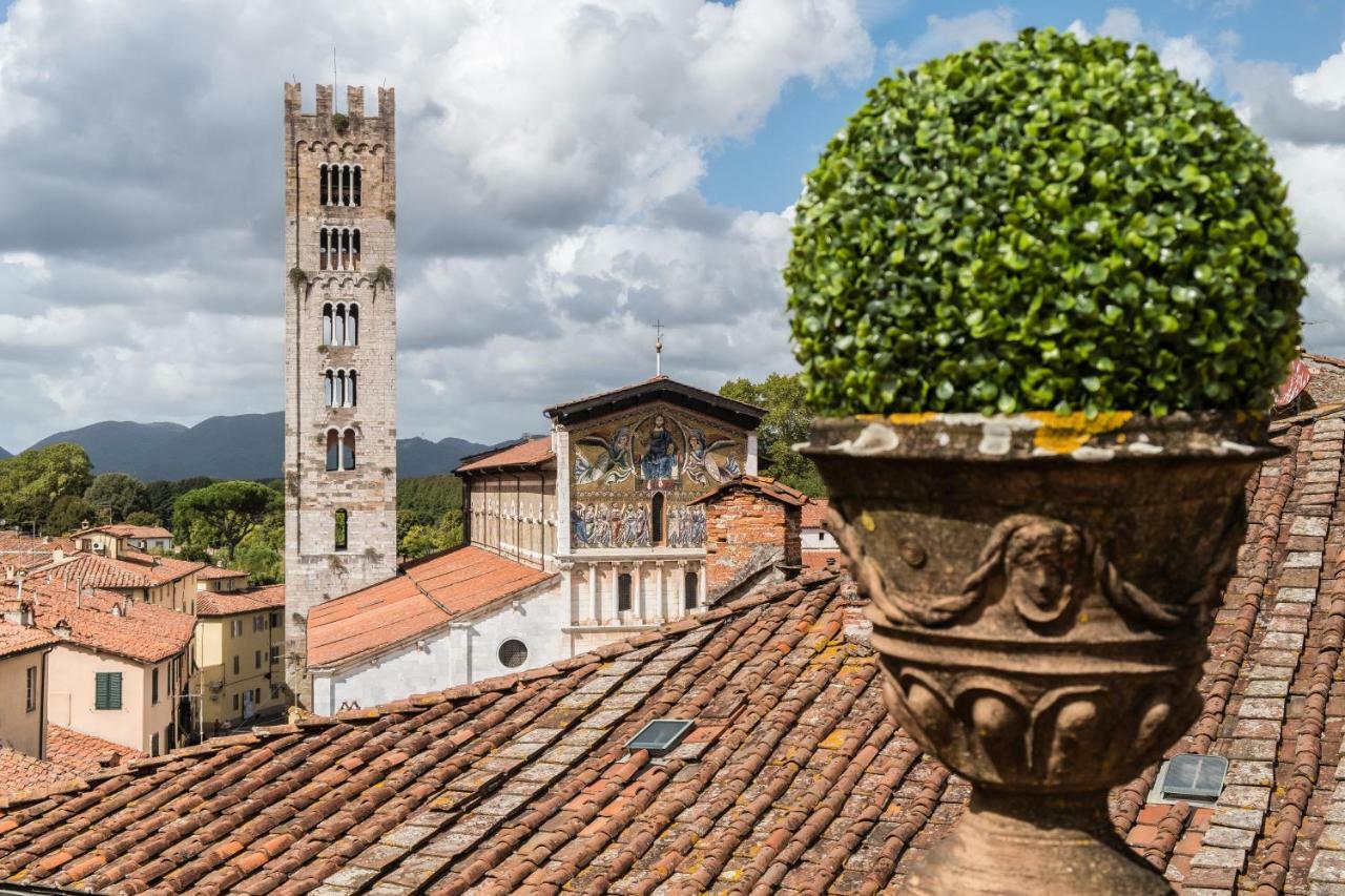 Ferienwohnung Rise And Smile Charming Penthouse Lucca Exterior foto
