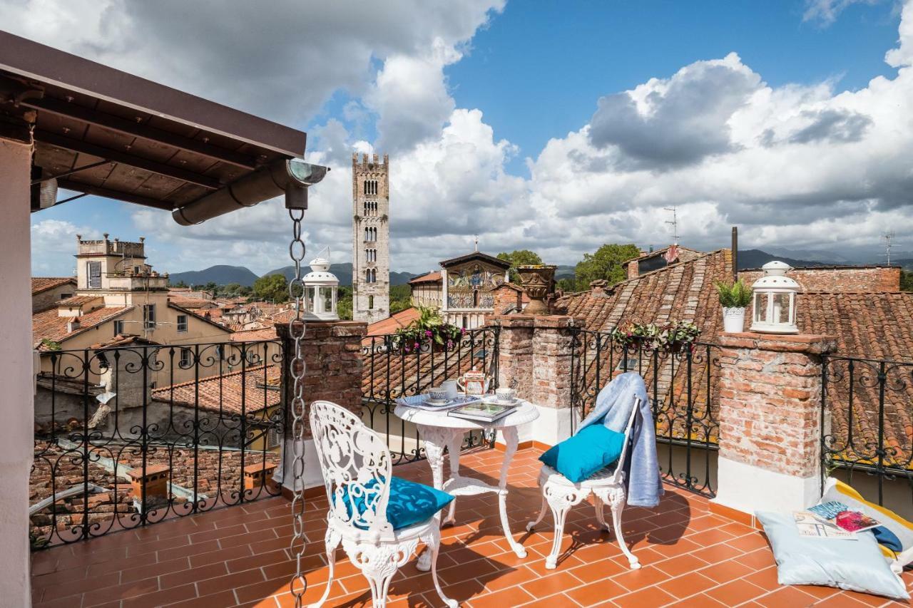 Ferienwohnung Rise And Smile Charming Penthouse Lucca Exterior foto