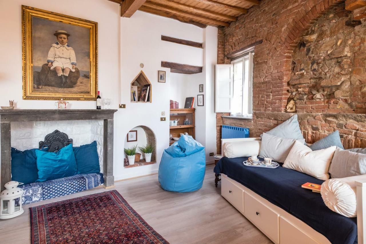 Ferienwohnung Rise And Smile Charming Penthouse Lucca Exterior foto