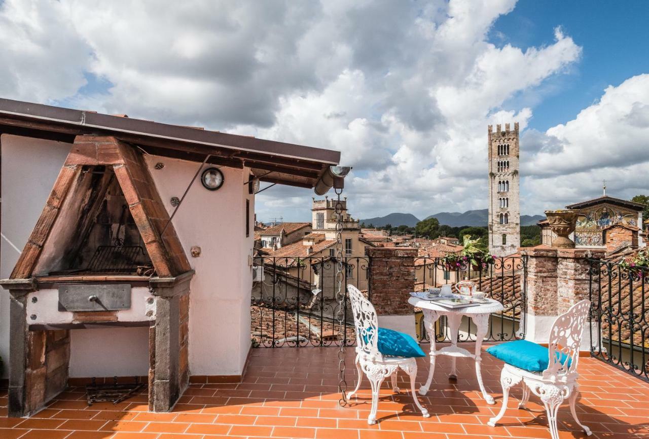 Ferienwohnung Rise And Smile Charming Penthouse Lucca Exterior foto